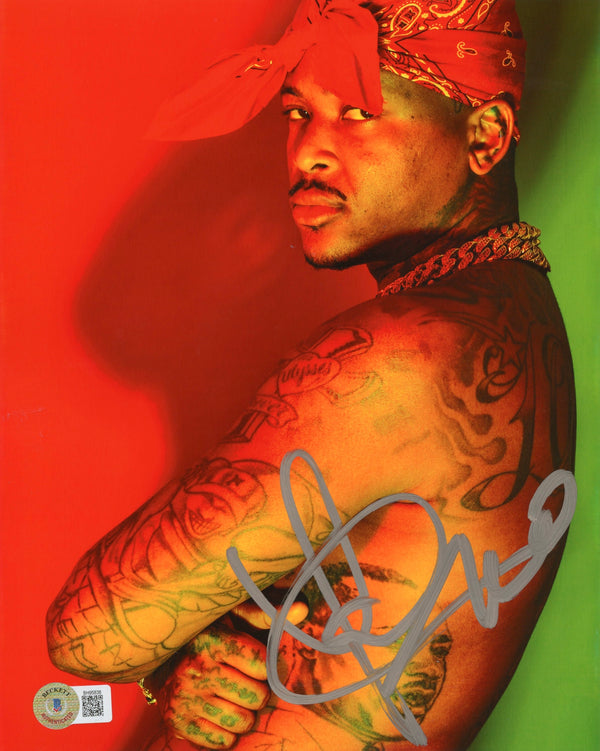 YG Signed Autographed 8x10 Photo Beckett Authenticated