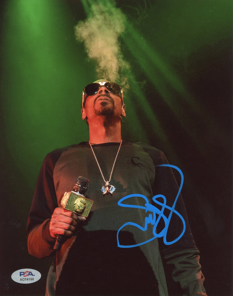 Snoop Dogg Signed Autographed 8x10 Photo PSA/DNA Authenticated